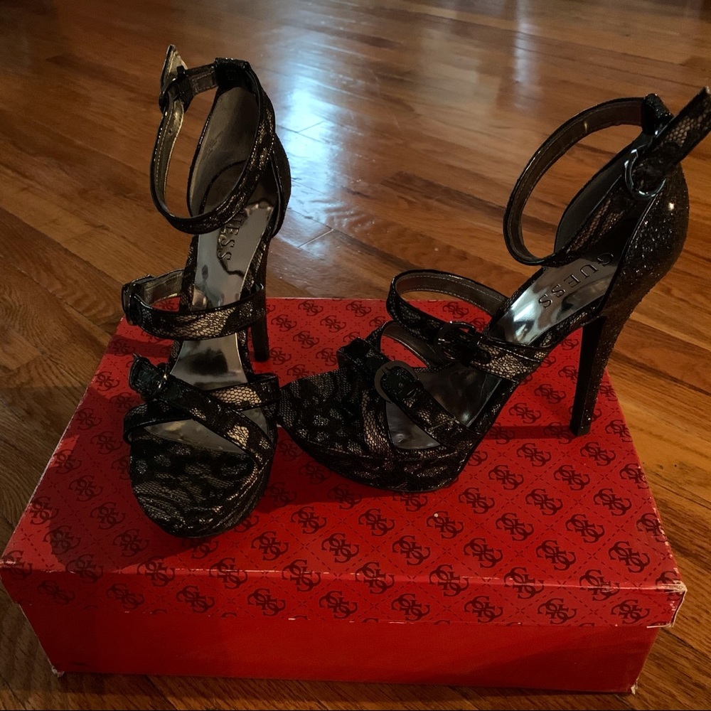 🌺Guess shoes